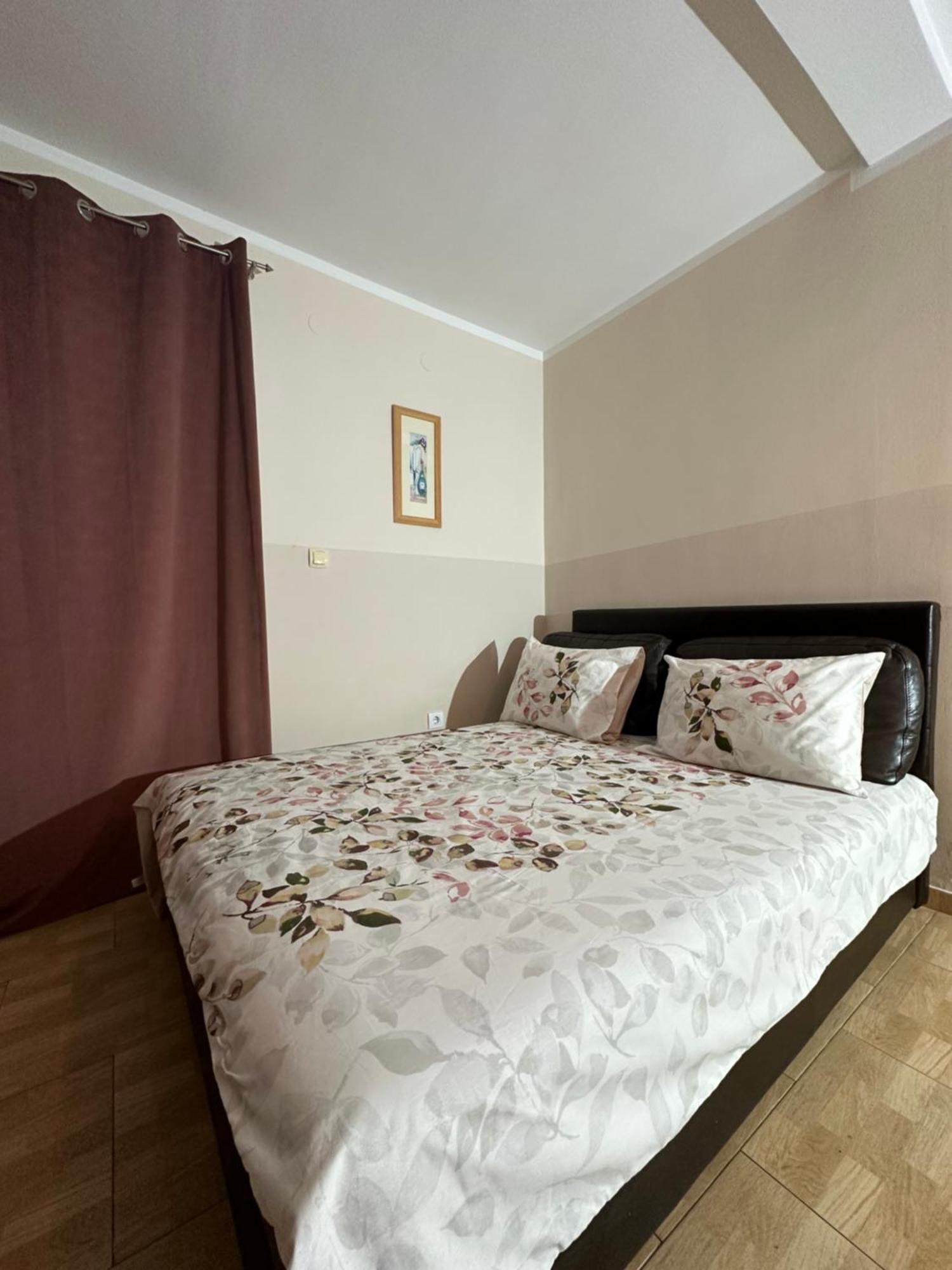 Apartmani Simona Budva Exterior photo